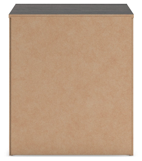 Hollivern King Panel Bed with Mirrored Dresser, Chest and Nightstand