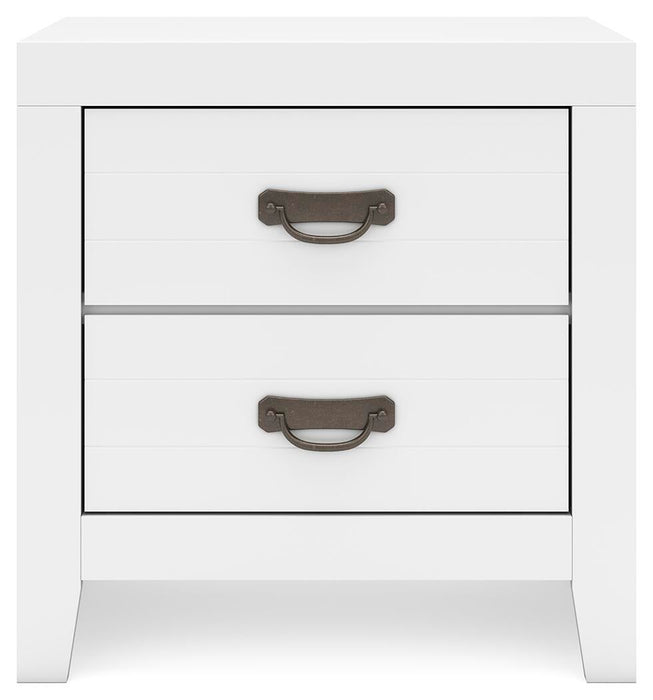 Binterglen Queen Panel Bed, Dresser, Mirror, Chest and Nightstand