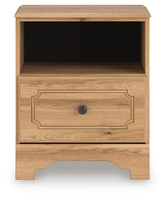 Aleaport Queen Panel Bed with Mirrored Dresser and Nightstand
