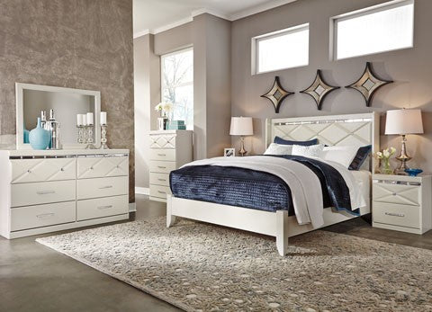 Dreamur Queen Panel Bed with Dresser & Mirror