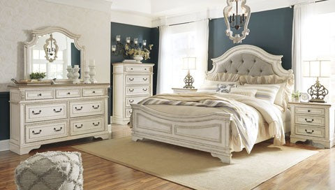 Realyn Two Tone 5pc Dresser, Mirror and Queen Panel Bed
