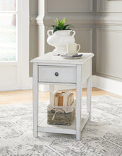 Load image into Gallery viewer, Kanwyn 2 End Tables
